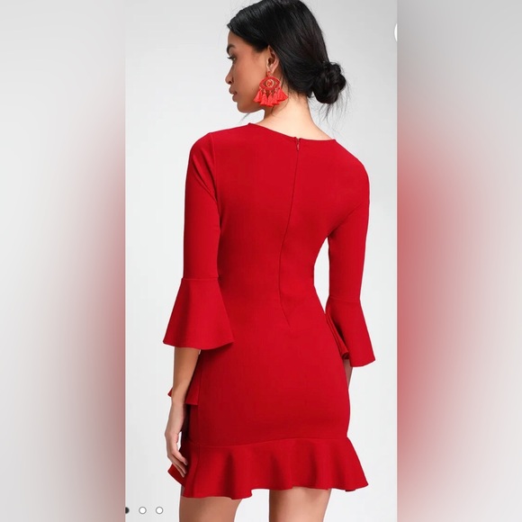 ✨Host Pick✨LULUS Sensational Statement Red Ruffled Bodycon Dress. Small - Picture 4 of 12